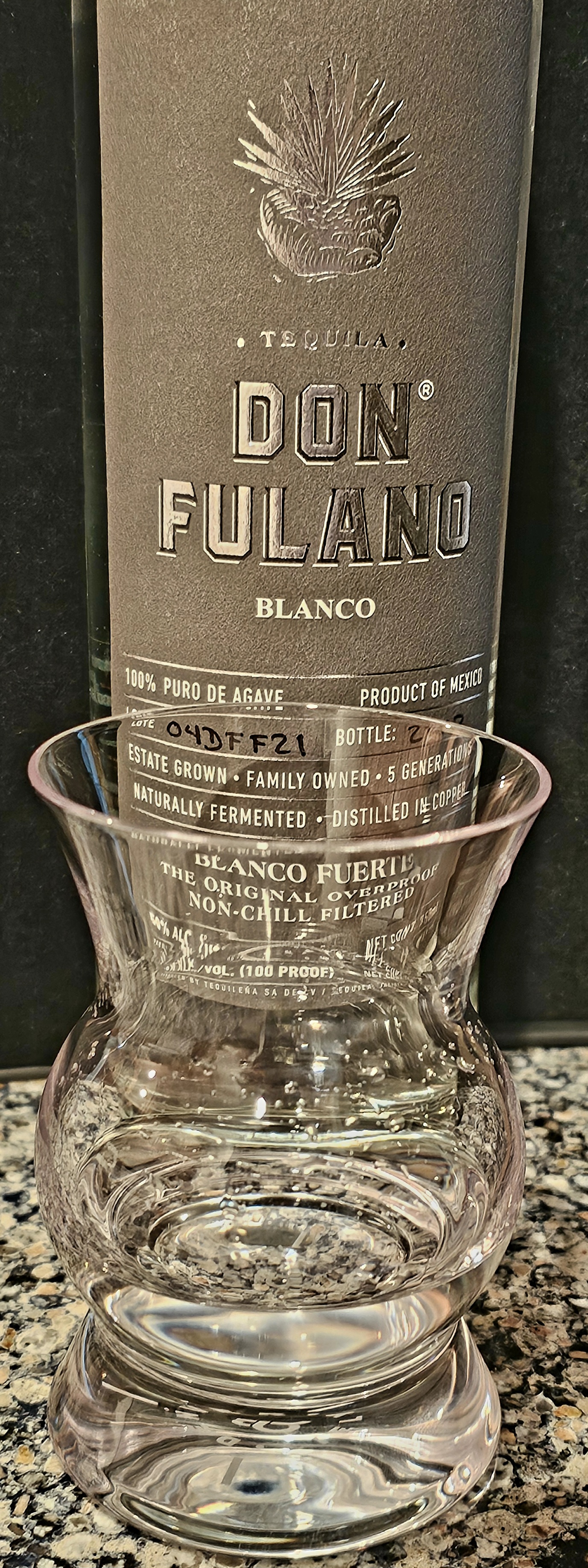 NEW BOTTLE HIGHLIGHT SERIES: Don Fulano Fuerte Blanco Tequila (lote #04DFF21)